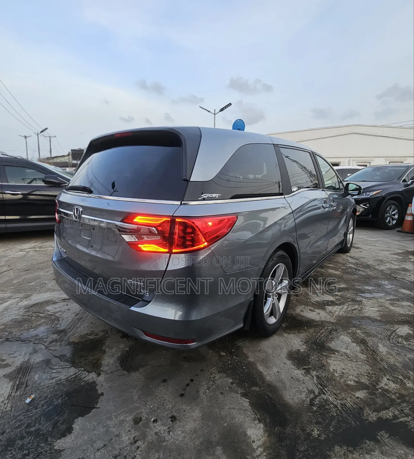 Honda Odyssey EX 2019 Silver