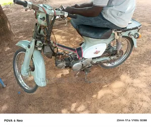 Honda CB 2002 Silver