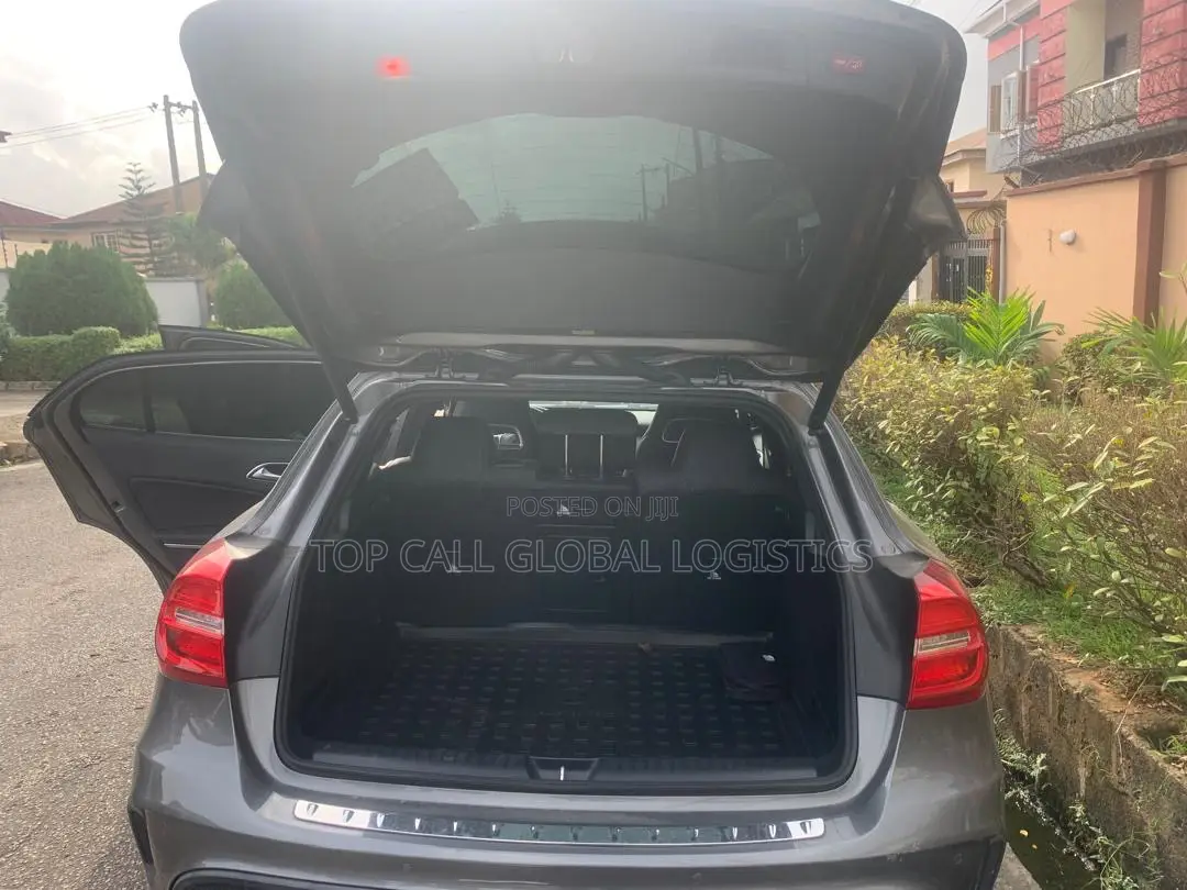 Mercedes-Benz GLA-Class 2017 Gray