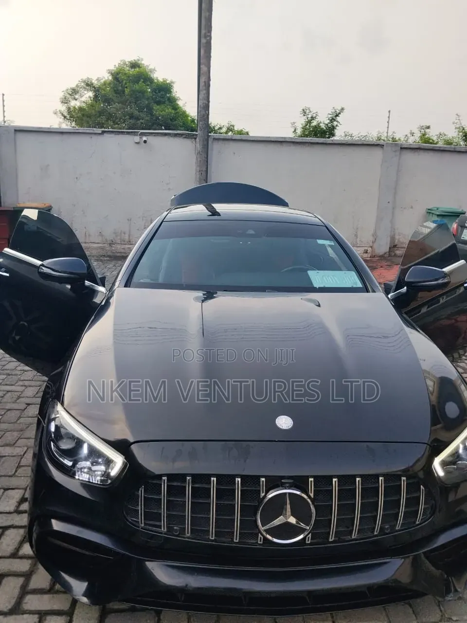 Mercedes-Benz E400 2017 Black