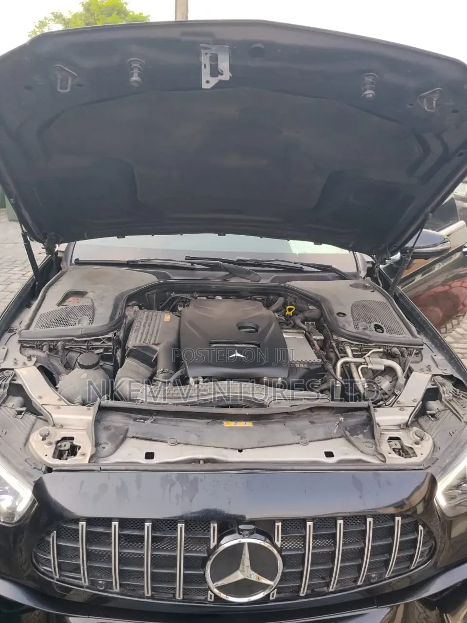 Mercedes-Benz E400 2017 Black