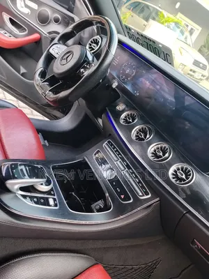 Mercedes-Benz E400 2017 Black