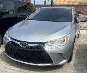 Toyota Camry XSE 4dr Sedan (3.5L 6cyl 6A) 2015 Silver