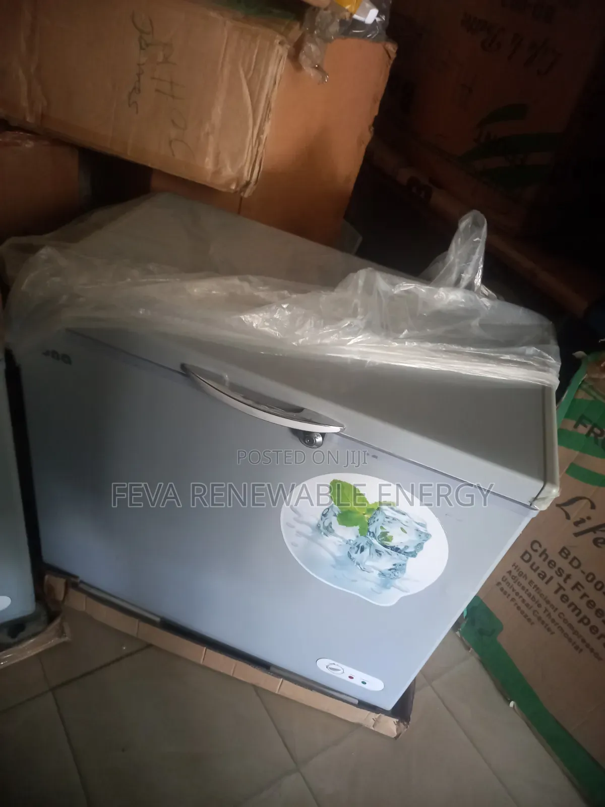 Bona Solar Refrigerator 168l