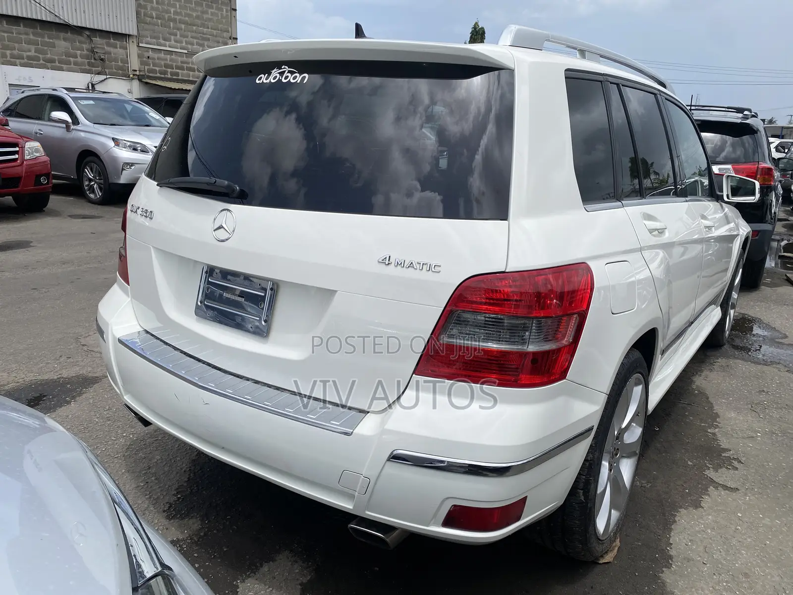 Mercedes-Benz GLK-Class 350 4MATIC 2011 White