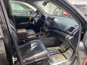 Toyota Highlander Limited 3.5l 4WD 2013 Black