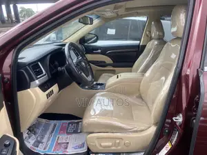 Toyota Highlander Limited 4dr SUV AWD (3.5L 6cyl 6A) 2015 Burgundy