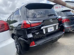 Lexus LX 570 (5 seats) AWD 2017 Black