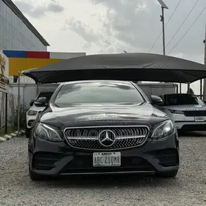 Mercedes-Benz E300 2017 Black