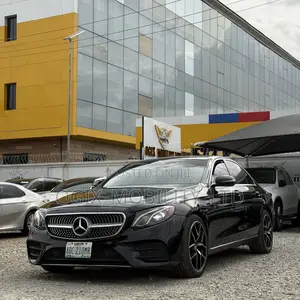 Mercedes-Benz E300 2017 Black