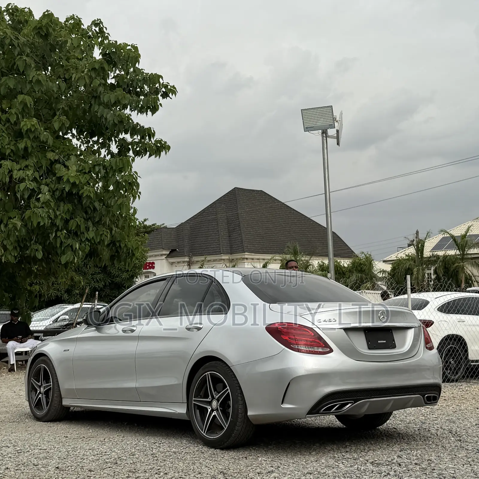 Mercedes-Benz C450 2016 Silver