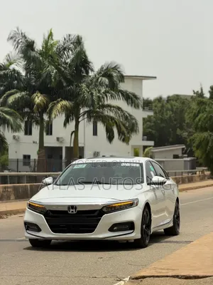 Honda Accord Touring 2.0T 2021 White