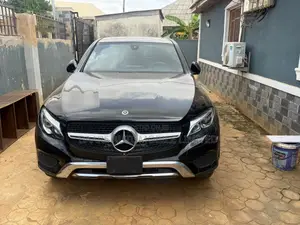 Mercedes-Benz GLC-Class 2017 Black