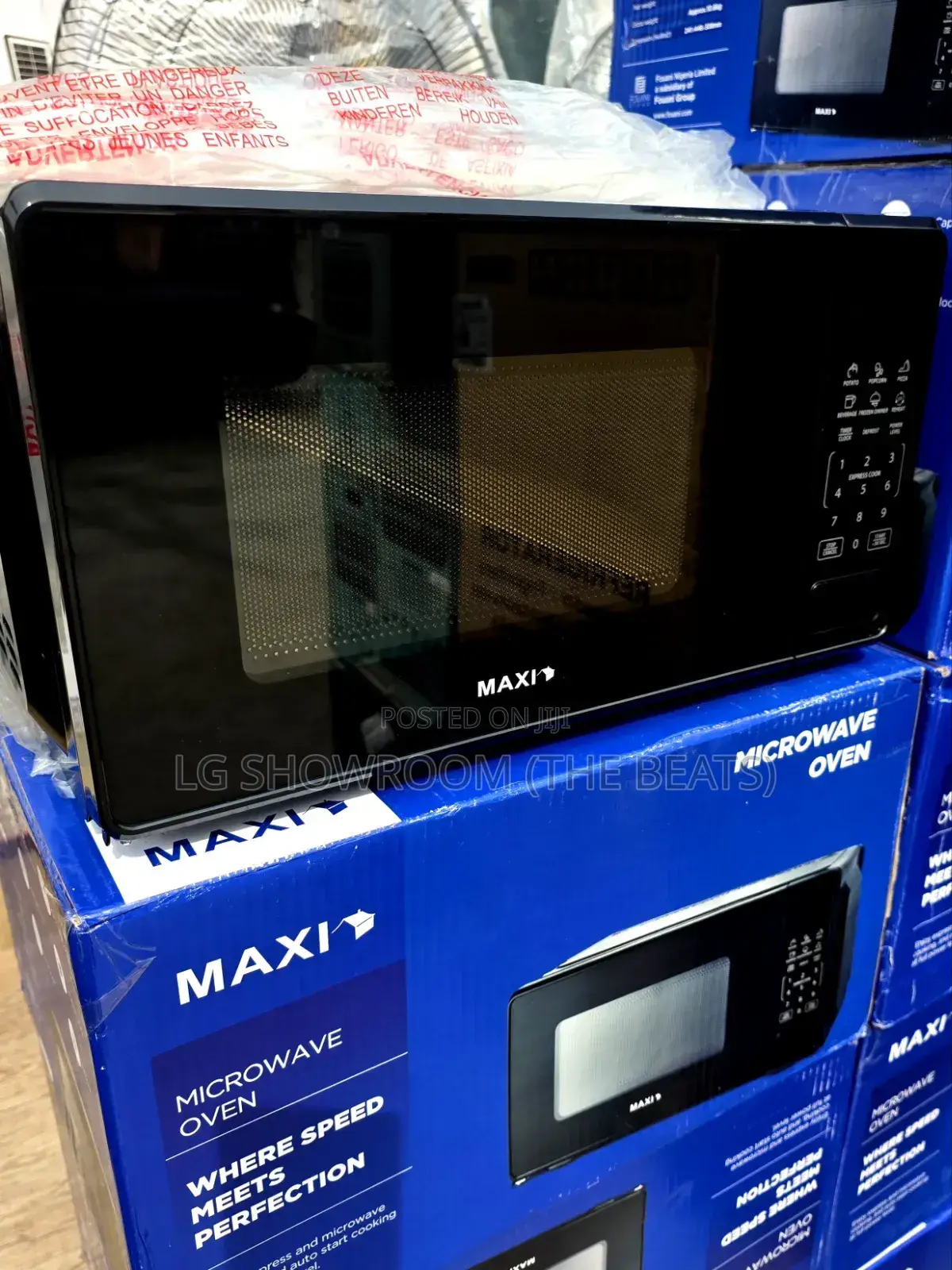 Maxi 20l Black Digital Microwave