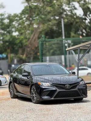 Toyota Camry 2018 Black