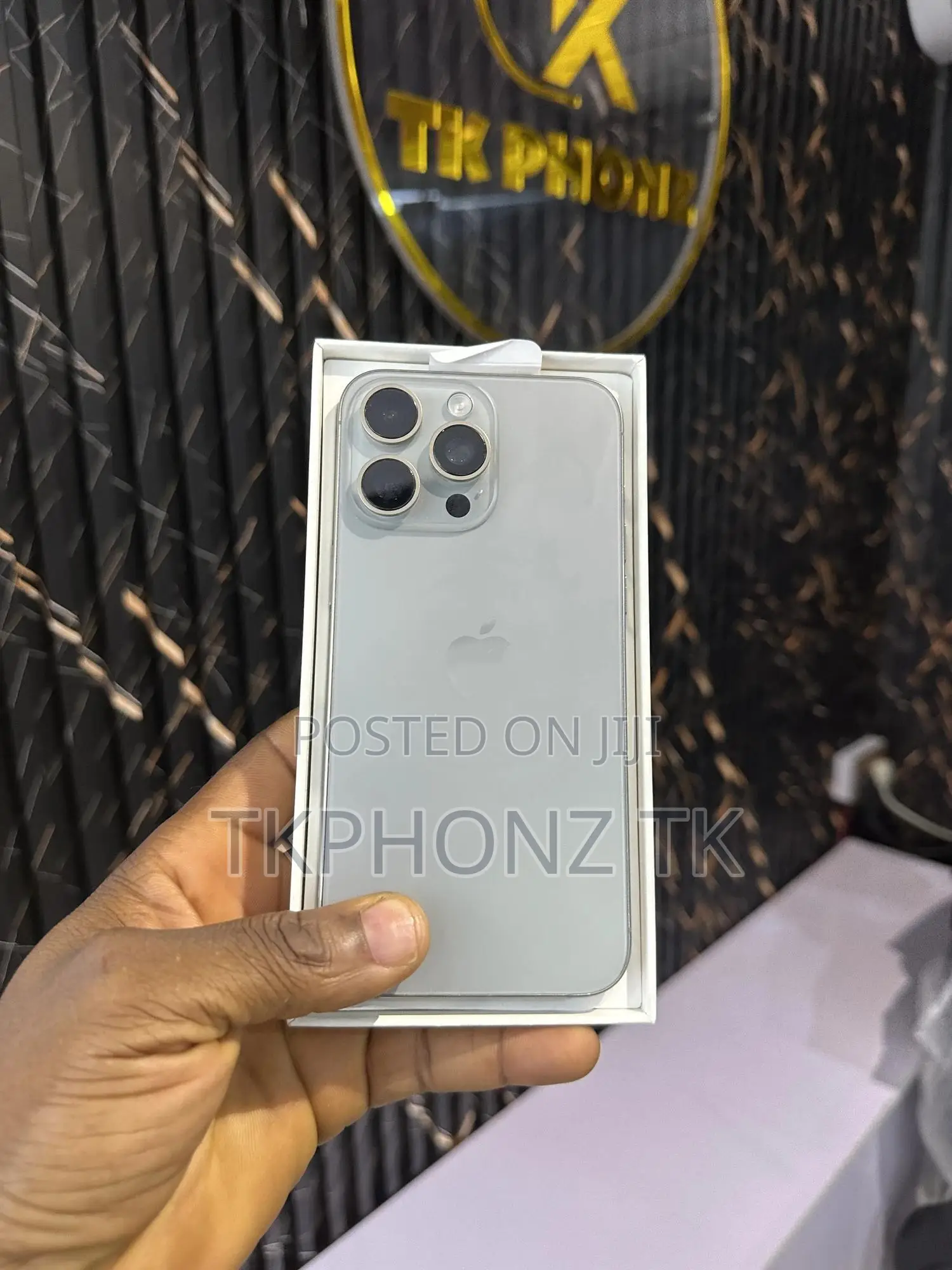 Apple iPhone 15 Pro Max 256 GB White