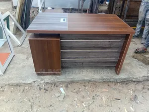 Ececutive Table