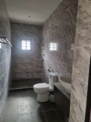 2bdrm Block of Flats in Mshel Phase 4, Lugbe District for rent