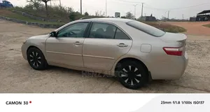 Toyota Camry 2008 Gold