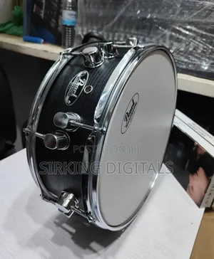 Pearl Roadshow Quality Snare Drum