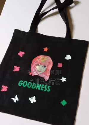 3000 Per Each Tote Bag , Different Designs You Want