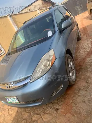 Toyota Sienna XLE Limited 2007 Blue