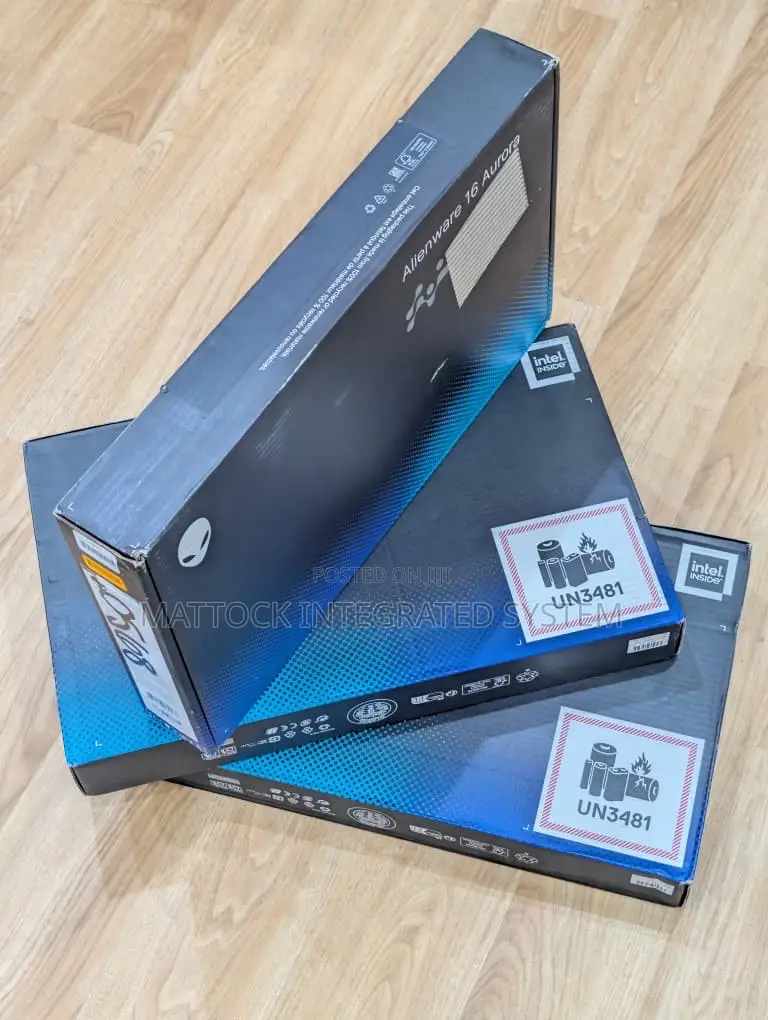 New Laptop Dell 32GB Intel Core Ultra 7 SSD 1T