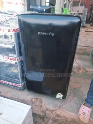 Lg Compact Fridge Freezer Made-in Korea 150litre
