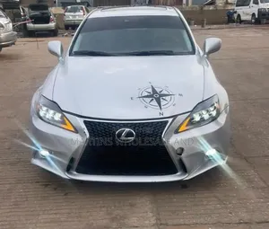 Lexus Is250