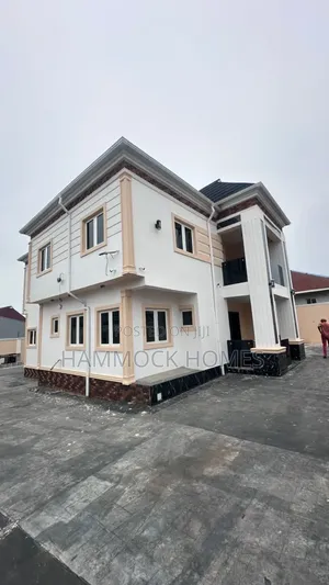 4bdrm Duplex in Admiral Estate Close, Akala Express for sale