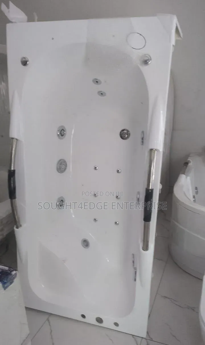 Jacuzzi - Single Bath Spaces.