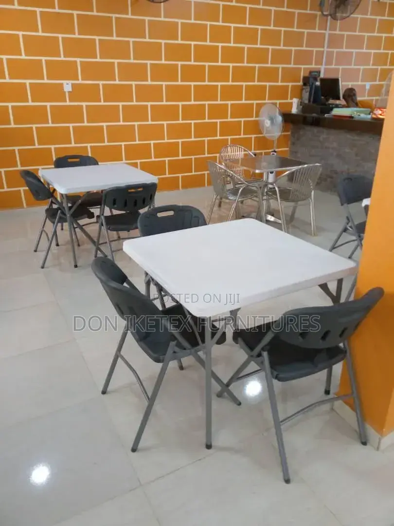 Square  Table