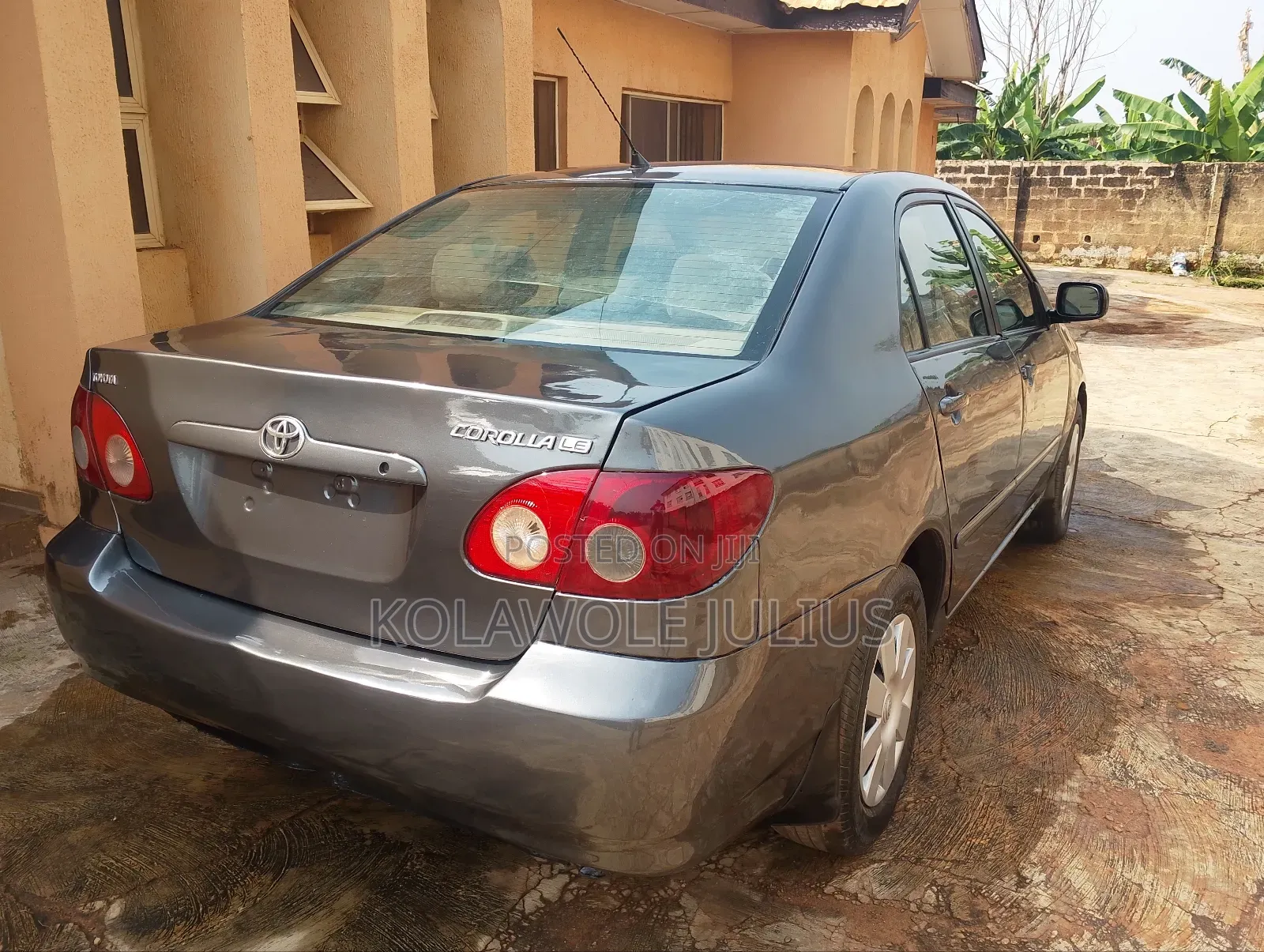 Toyota Corolla 2005 Gray