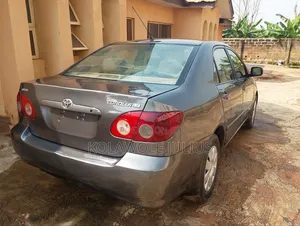 Toyota Corolla 2005 Gray