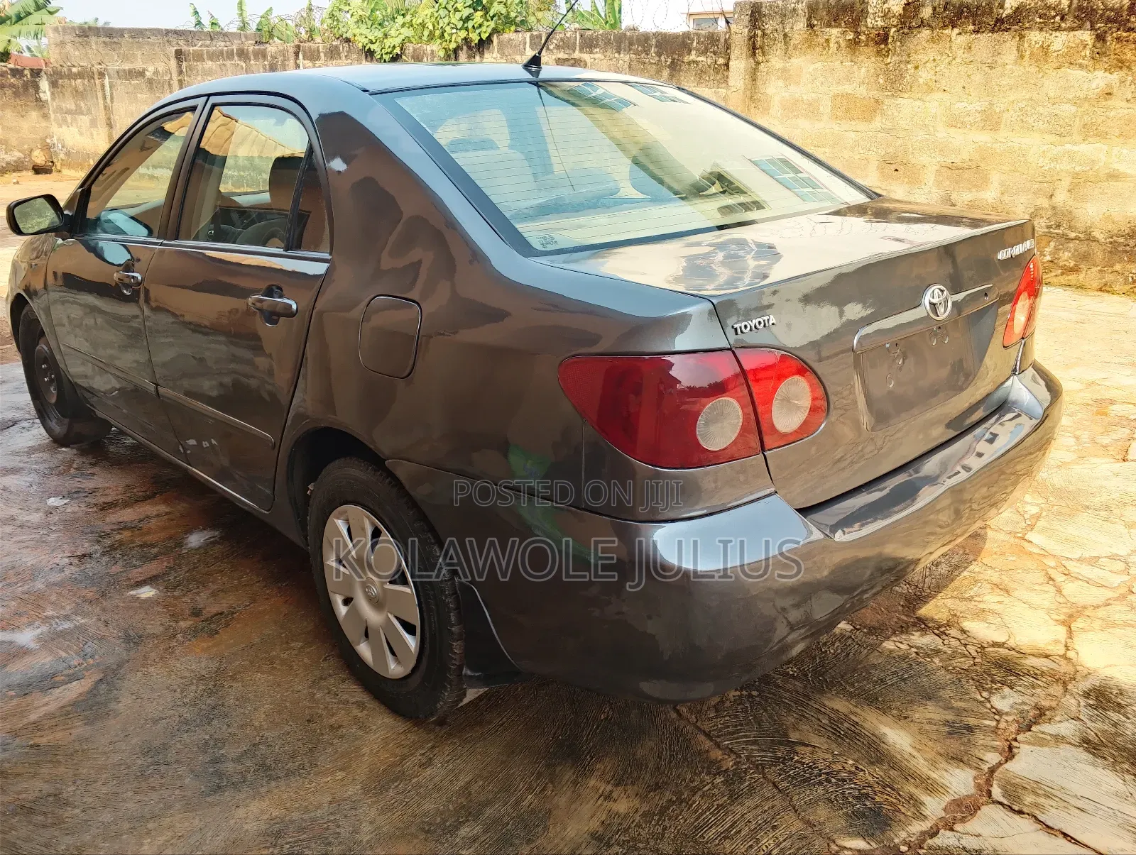 Toyota Corolla 2005 Gray