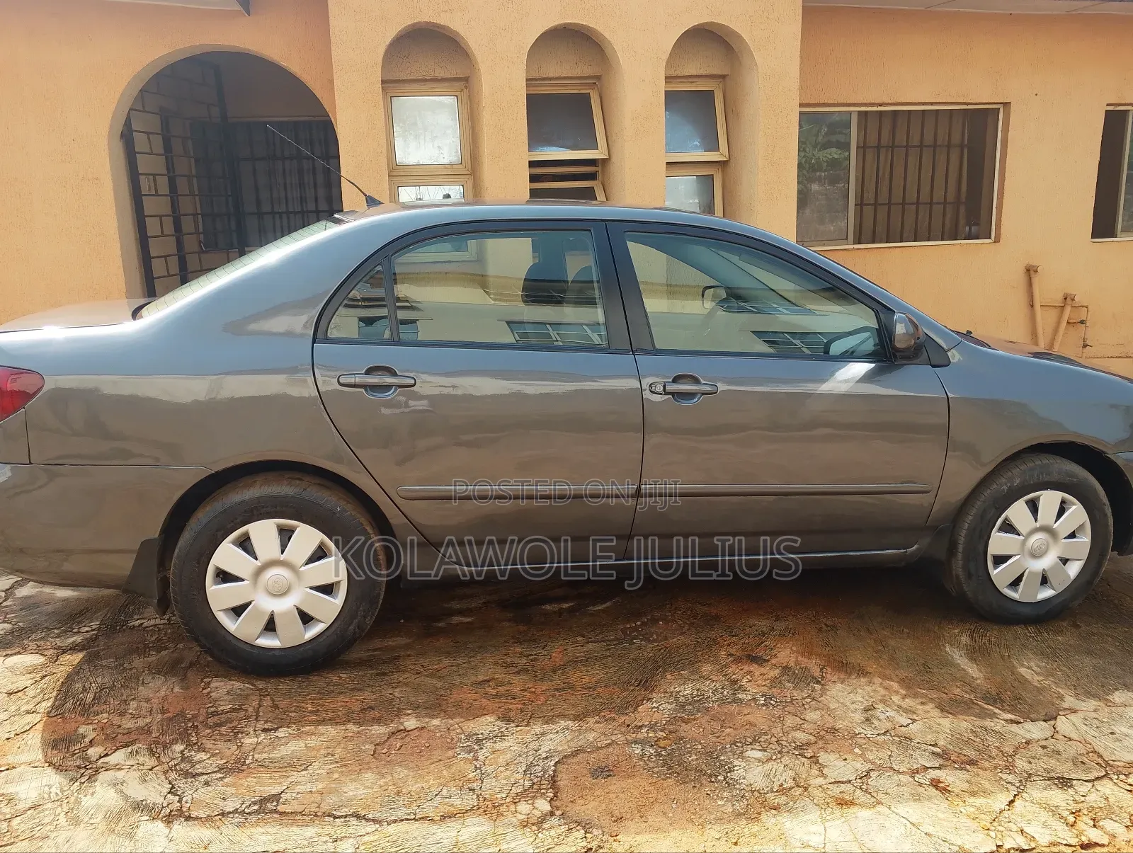 Toyota Corolla 2005 Gray