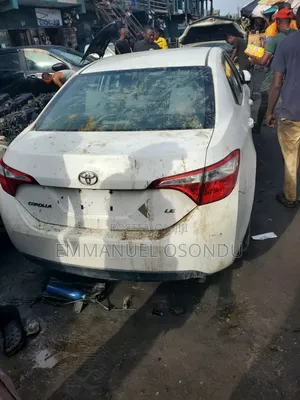 Toyota Corolla 2015 White