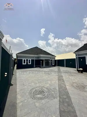 3bdrm Bungalow in Success Estate, Ibadan for sale