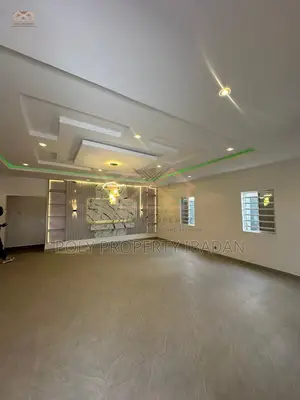 3bdrm Bungalow in Success Estate, Ibadan for sale