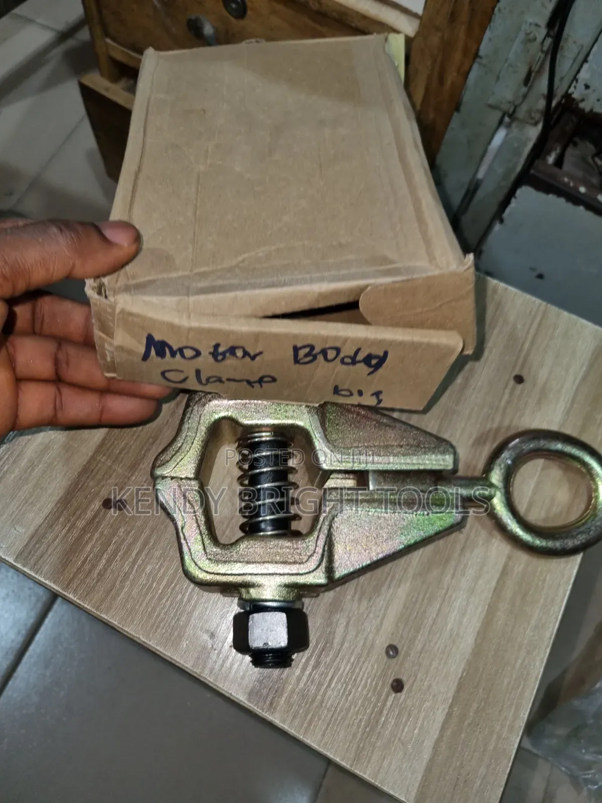 Auto Body Clamp Big
