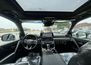 Lexus LX 600 2023 White