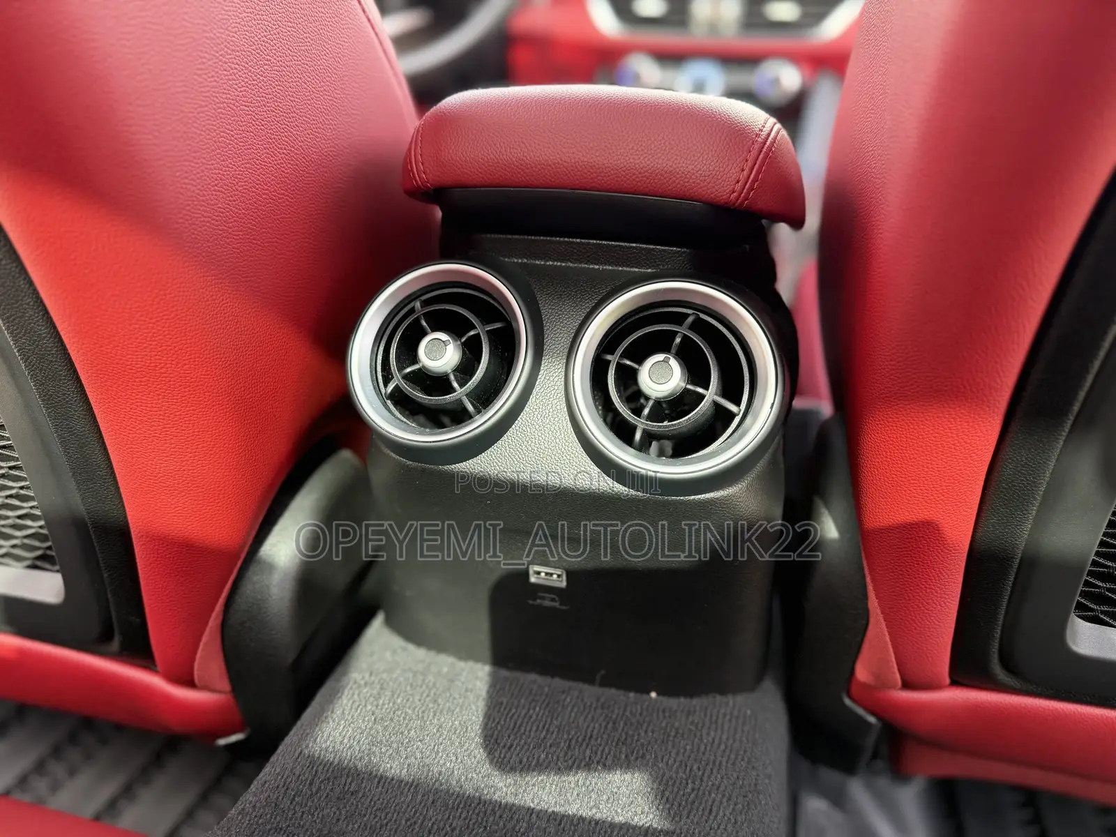 Alfa Romeo Giulia 2021 Black
