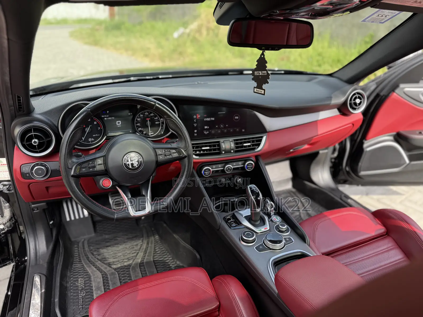 Alfa Romeo Giulia 2021 Black