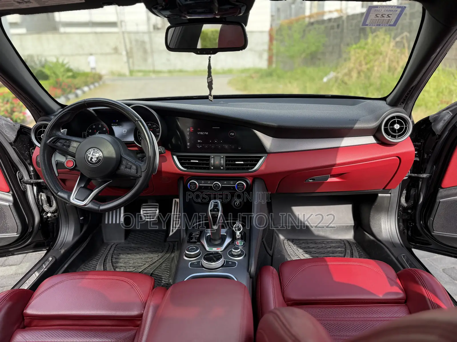 Alfa Romeo Giulia 2021 Black