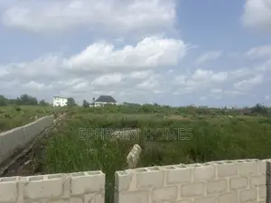 600sqm Land (Two Plot Is Available)