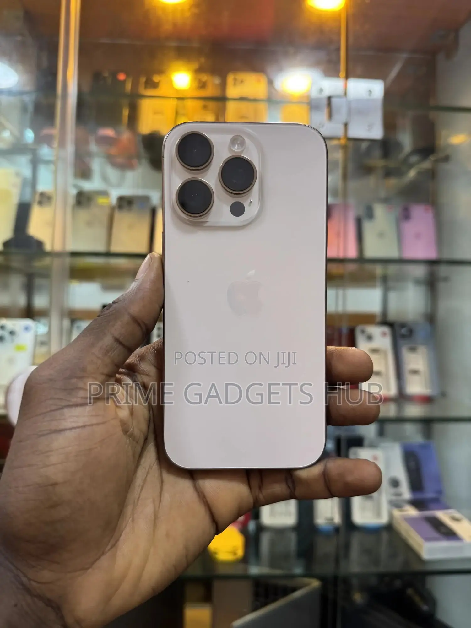 Apple iPhone 16 Pro 128 GB Gold