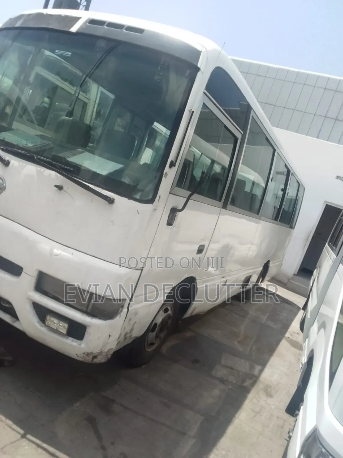 Nissan Civilian 2000 White