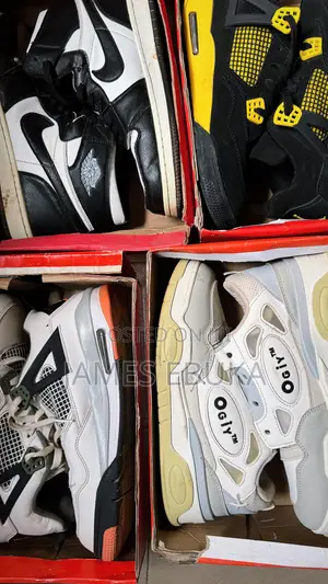 Neatly Used Nike , Air Jordan and Ogiy Sneakers for Sale Size 46/46