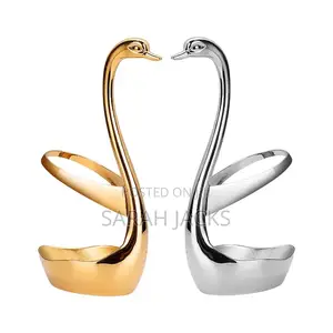Swan Decor