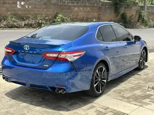 Toyota Camry XSE FWD (2.5L 4cyl 8AM) 2018 Blue